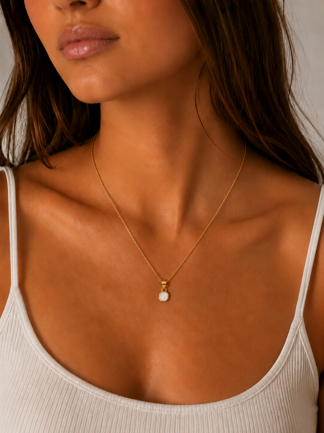 Mini Pearl Shell Stone Necklace Gold