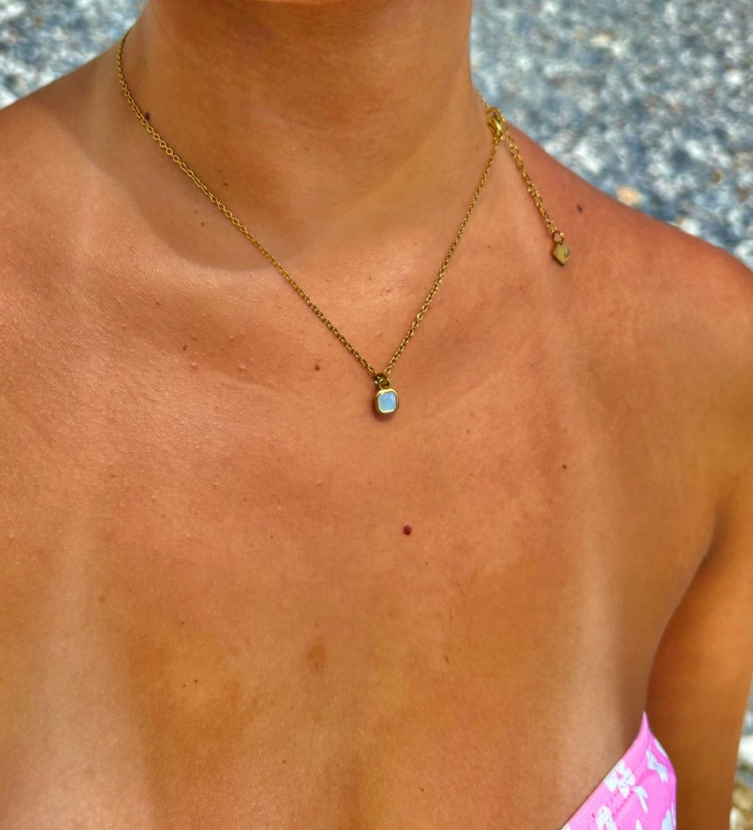 Mini Pearl Shell Stone Necklace Gold