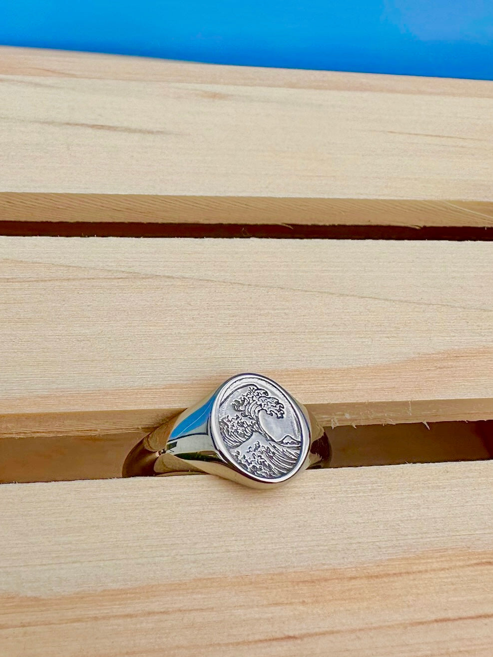 Kanagawa Wave Signet Ring Silver