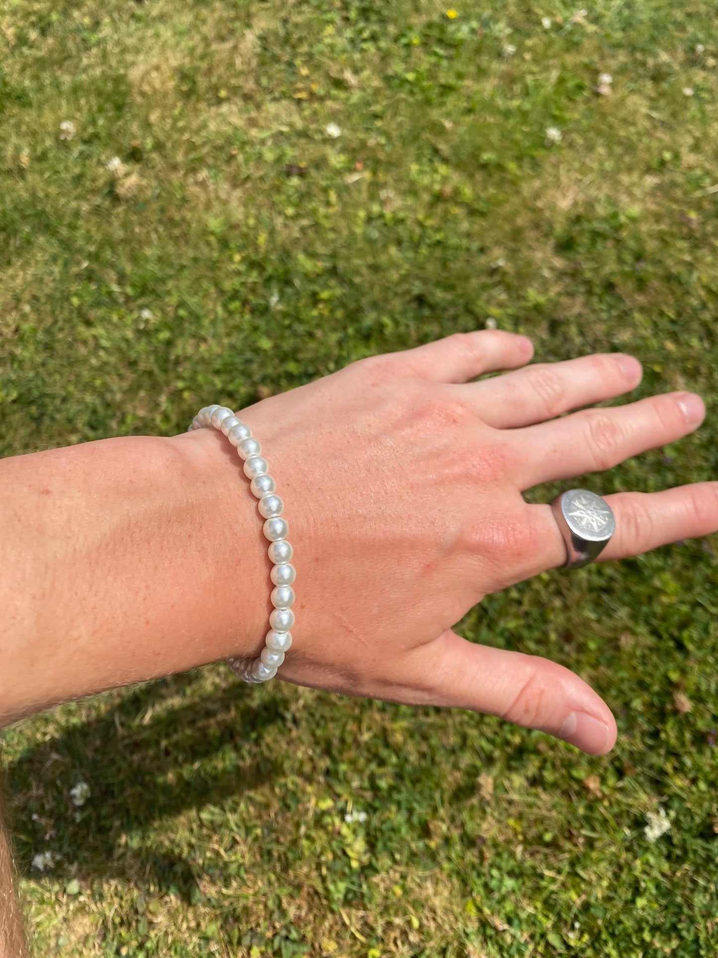 Pearl Bracelet Paired with 5mm Figaro Chain bracelet