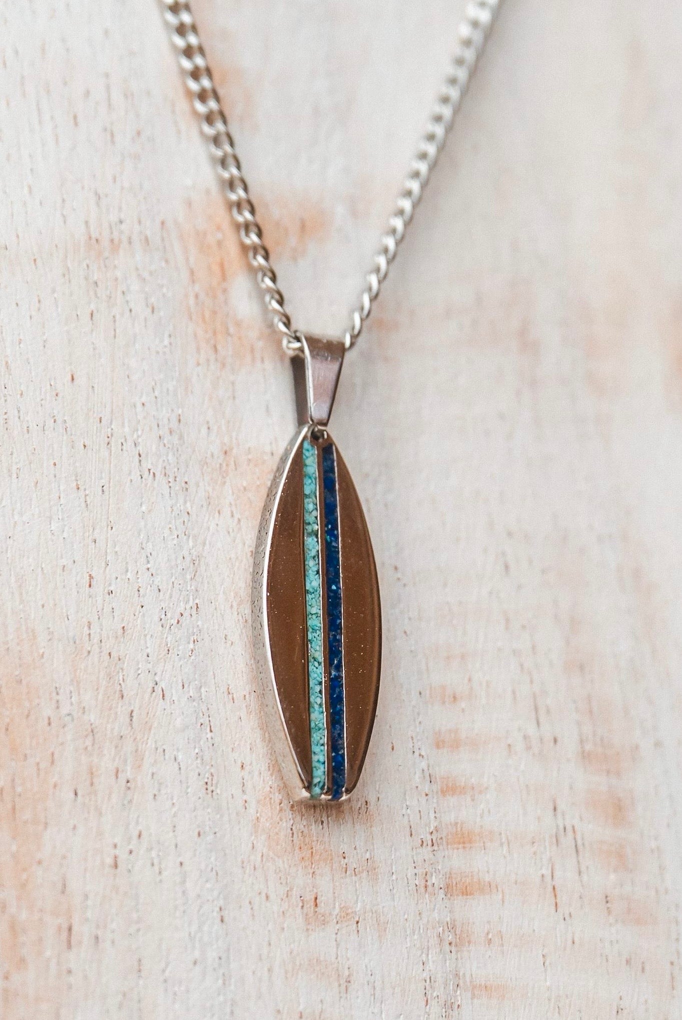 Crushed Stone Pinstripe Surfboard Pendant