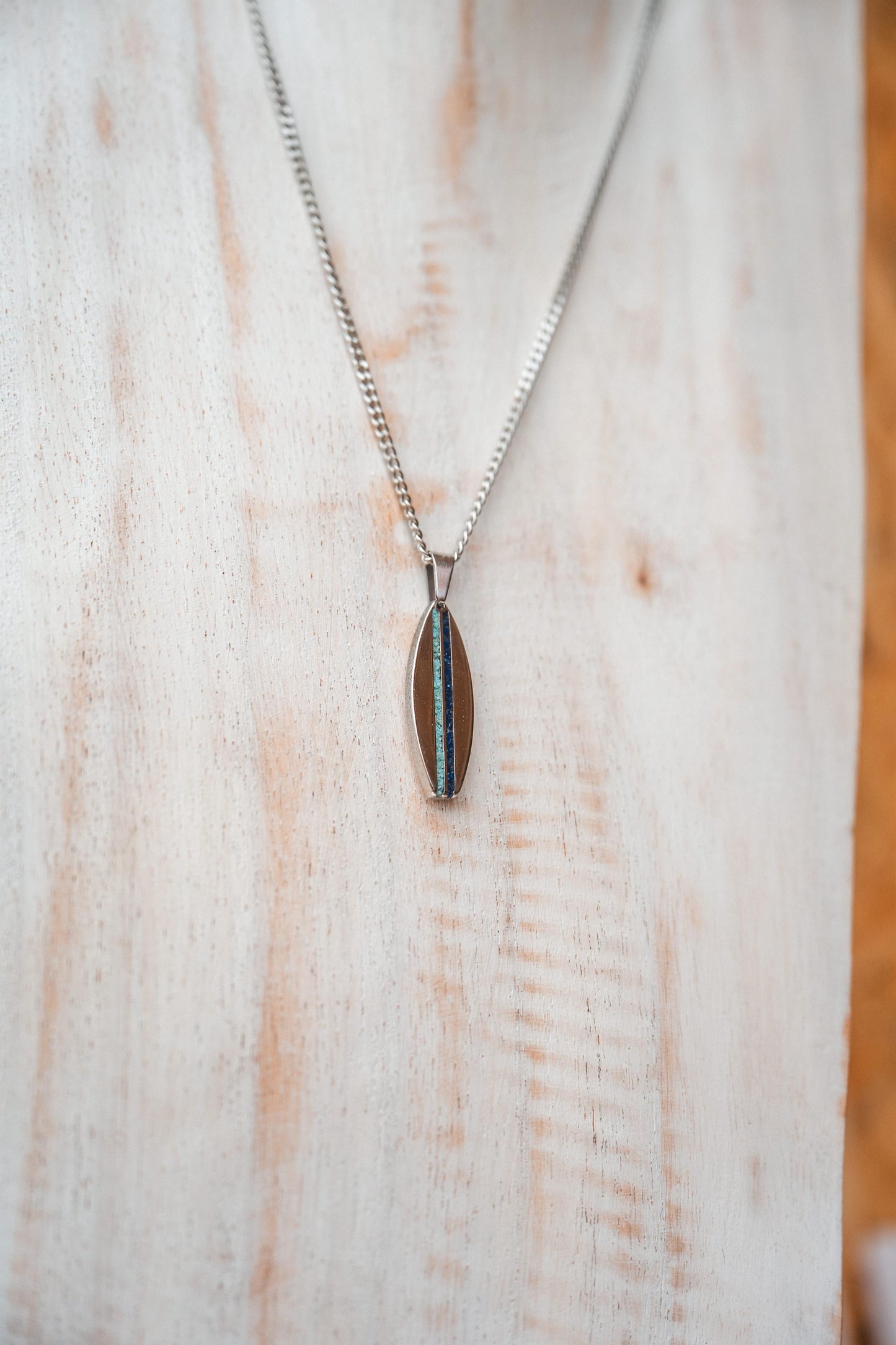 Crushed Stone Pinstripe Surfboard Pendant