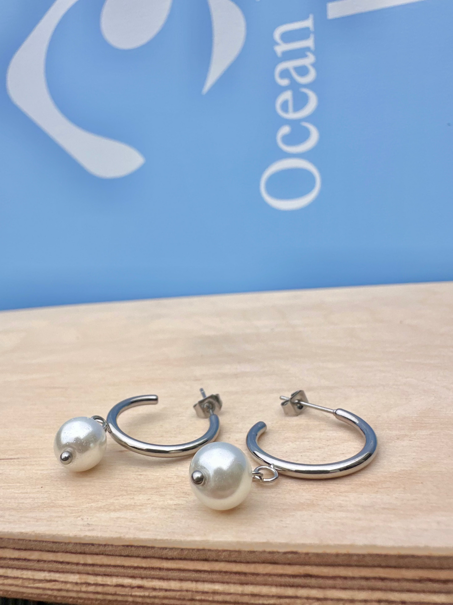 Freshwater Pearl Silver Hoop Earrings