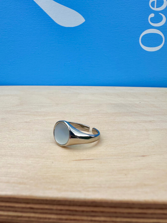 Pearl Shell Stone Ring Silver