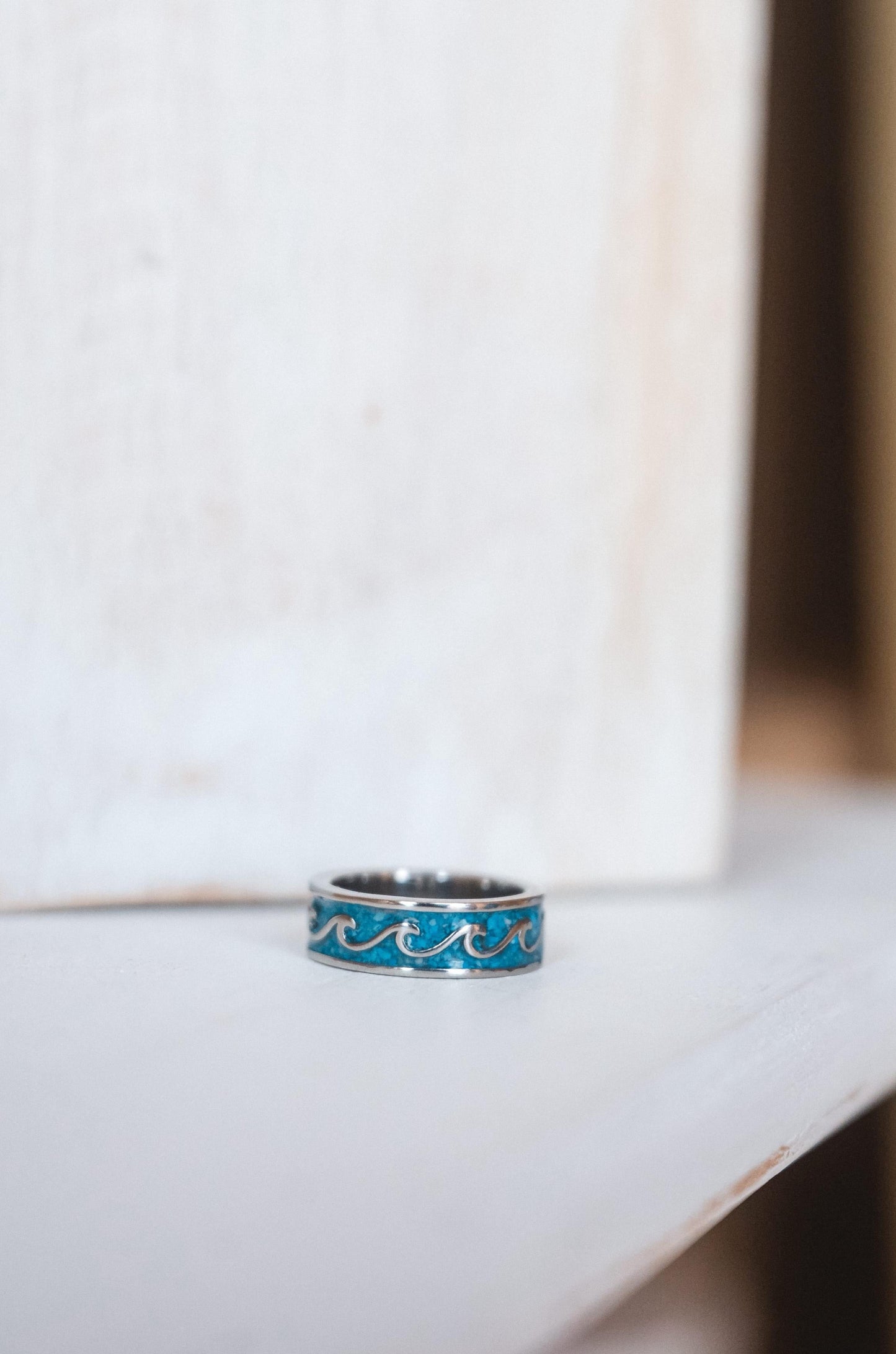 Crushed Stone Wave Ring Silver